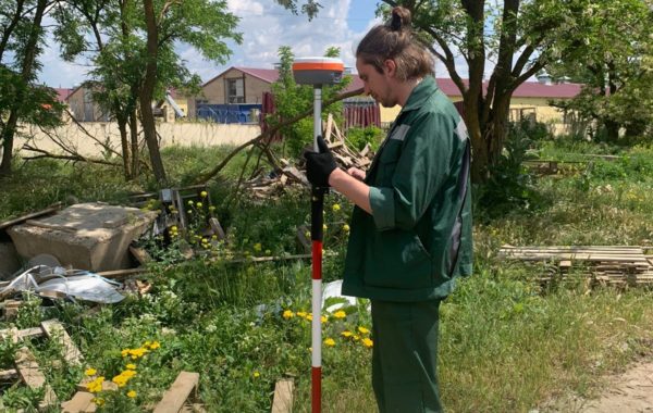 Специалисты филиала ЦЛАТИ по Ставропольскому краю обследовали свалку в селе Преображенском.